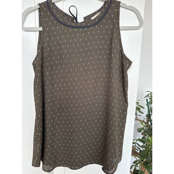 LOFT, Women's Sleeveless Lightweight Blouse, Size XS, EUC - Picture 1 of 4
